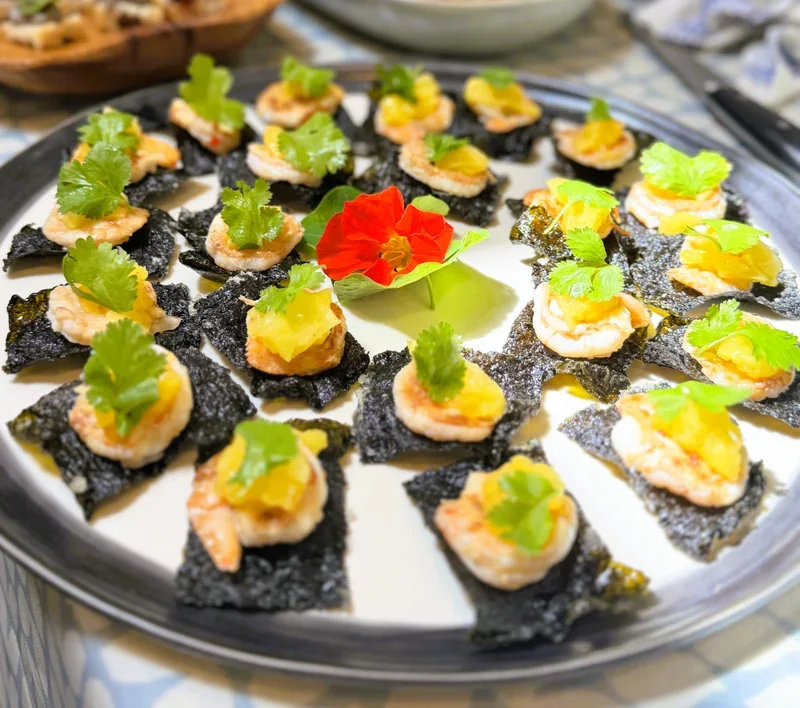 Prawn & Mango Nori Crisp